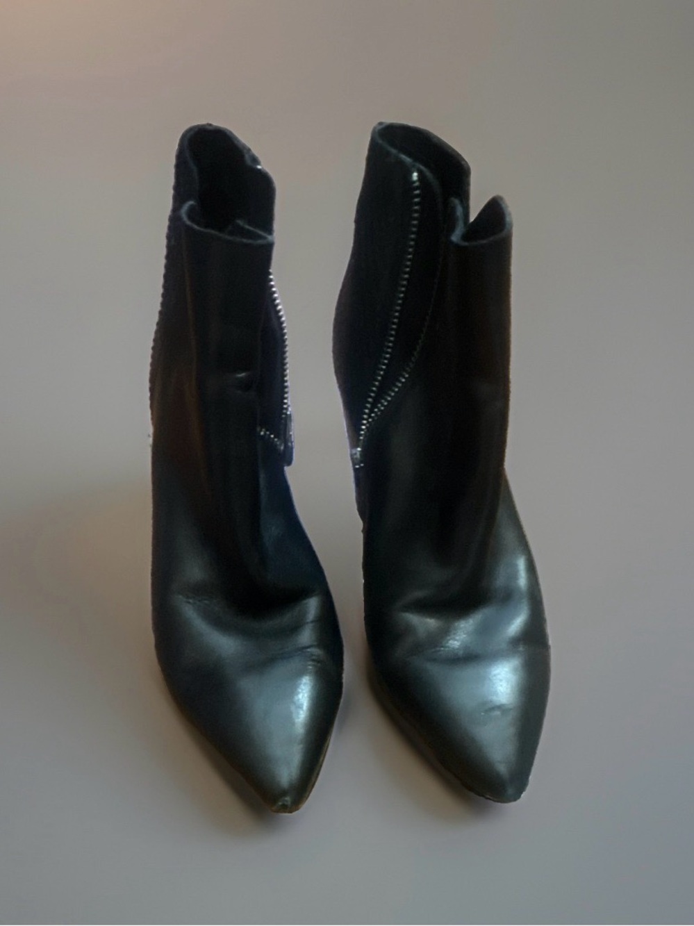 Dolce Vita Black Pointed Toe Ankle Booties with Side Zipper Block Heels Sz 8